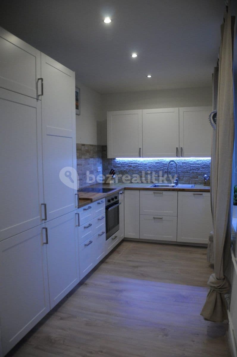 Pronájem bytu 2+kk 54 m², Generála Sochora, Ostrava, Moravskoslezský kraj Pronájem bytu 2+kk 54 m², Generála Sochora, Ostrava, Moravskoslezský kraj
