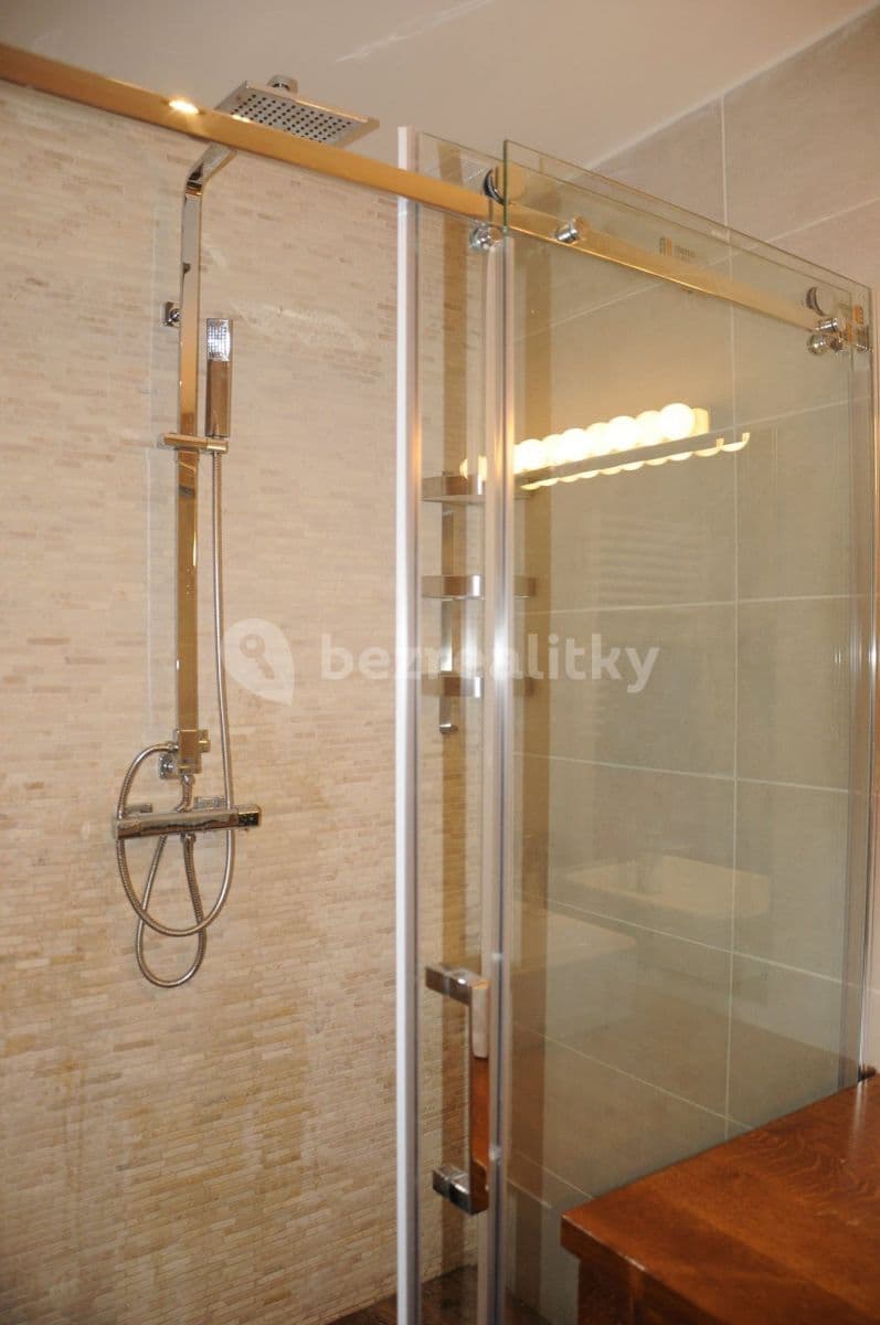 Pronájem bytu 2+kk 54 m², Generála Sochora, Ostrava, Moravskoslezský kraj Pronájem bytu 2+kk 54 m², Generála Sochora, Ostrava, Moravskoslezský kraj