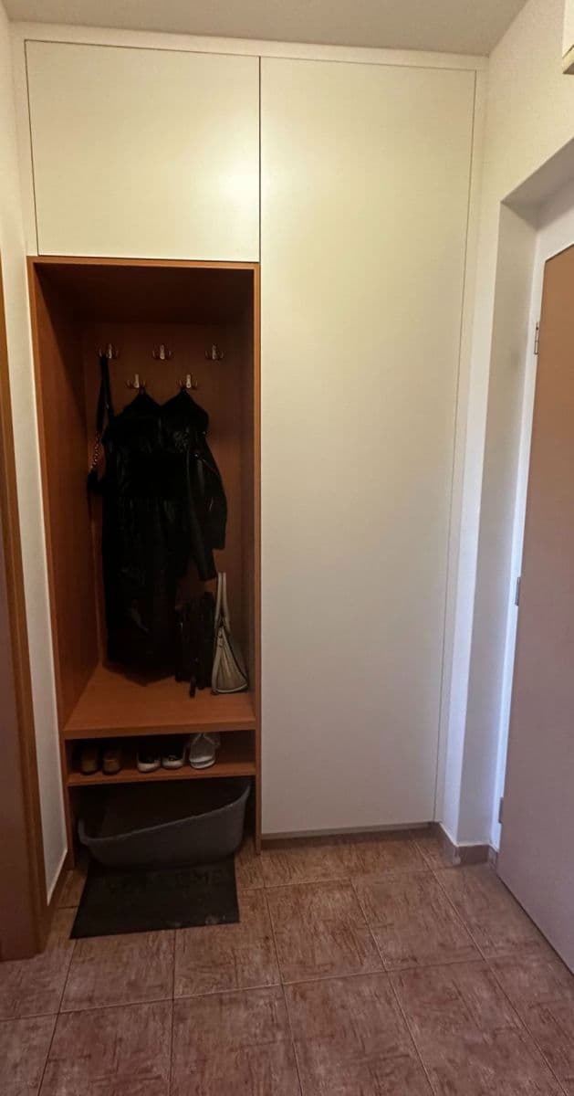 Pronájem bytu 1+kk 35 m², Okružní, Olomouc, Olomoucký kraj Pronájem bytu 1+kk 35 m², Okružní, Olomouc, Olomoucký kraj