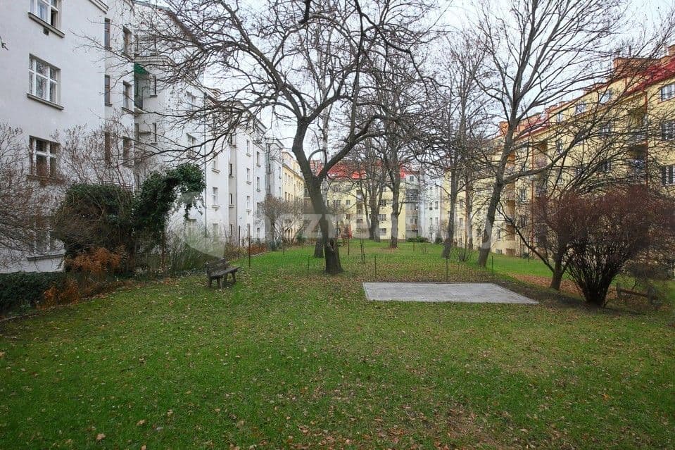 Pronájem bytu 1+kk 25 m², Nikolaje Alexejeviče Někrasova, Praha, Praha Pronájem bytu 1+kk 25 m², Nikolaje Alexejeviče Někrasova, Praha, Praha