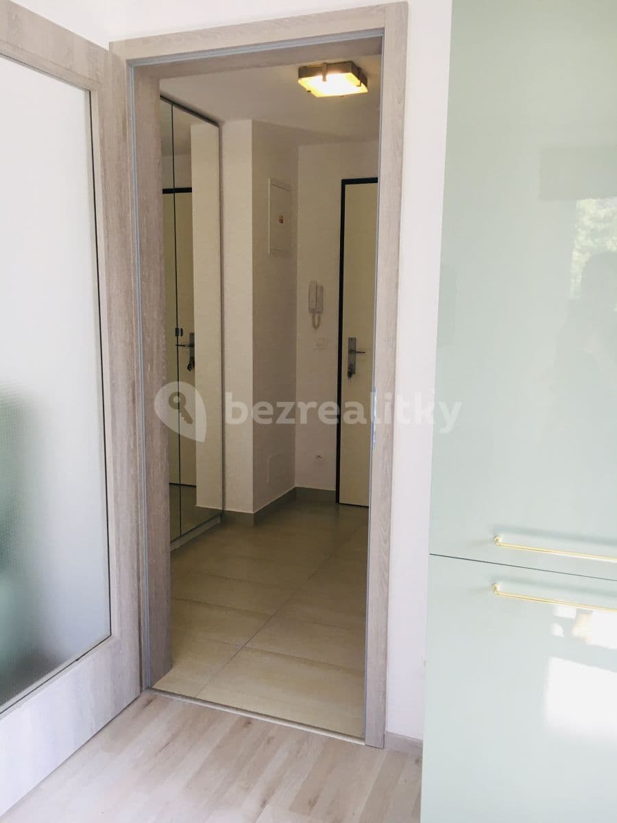 Pronájem bytu 35 m², Strnadových, Praha, Praha Pronájem bytu 35 m², Strnadových, Praha, Praha