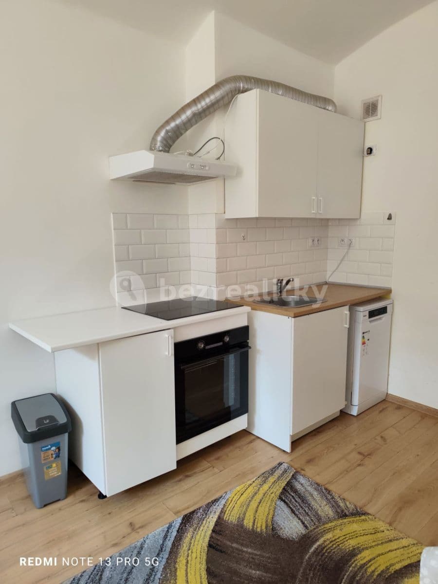 Pronájem bytu 1+kk 26 m², Holandská, Praha, Praha Pronájem bytu 1+kk 26 m², Holandská, Praha, Praha