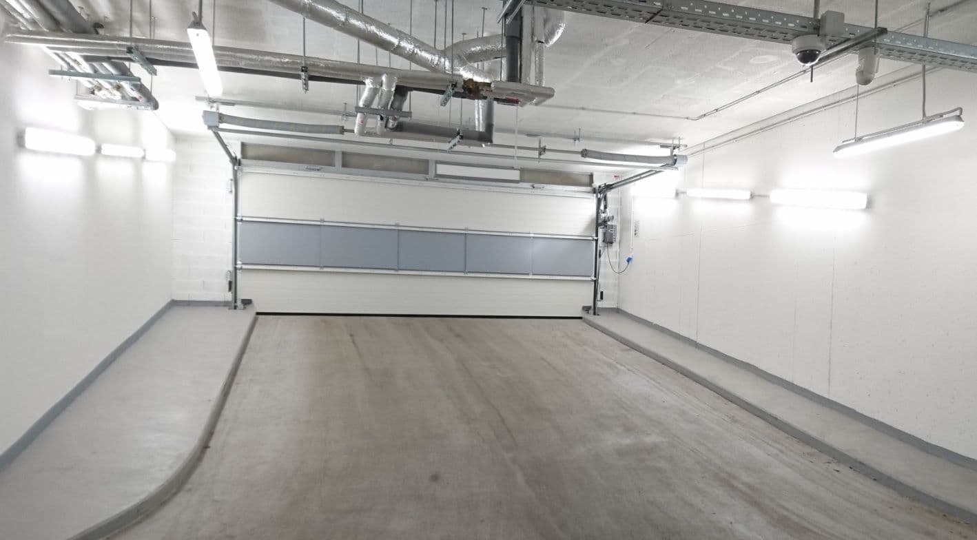 Pronájem garáže 12 m², Walterovo náměstí, Praha, Praha Pronájem garáže 12 m², Walterovo náměstí, Praha, Praha