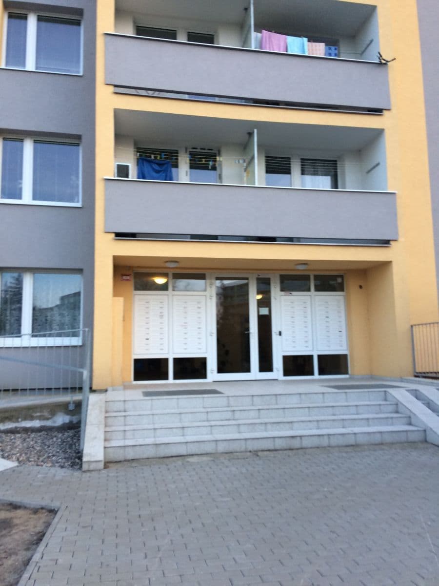 Pronájem bytu 2+kk 34 m², Kojetická, Neratovice, Středočeský kraj Pronájem bytu 2+kk 34 m², Kojetická, Neratovice, Středočeský kraj