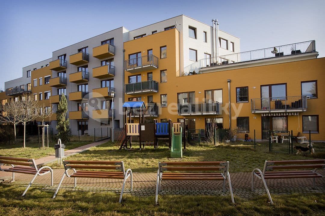 Pronájem bytu 1+kk 35 m², Štúrova, Praha, Praha Pronájem bytu 1+kk 35 m², Štúrova, Praha, Praha