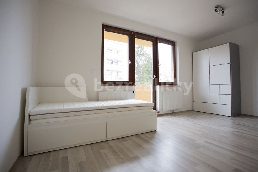 Pronájem bytu 1+kk 35 m², Štúrova, Praha, Praha Pronájem bytu 1+kk 35 m², Štúrova, Praha, Praha