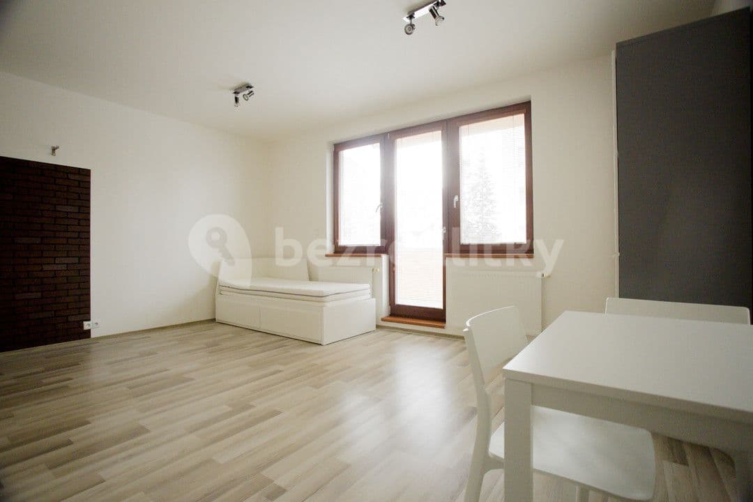 Pronájem bytu 1+kk 35 m², Štúrova, Praha, Praha Pronájem bytu 1+kk 35 m², Štúrova, Praha, Praha