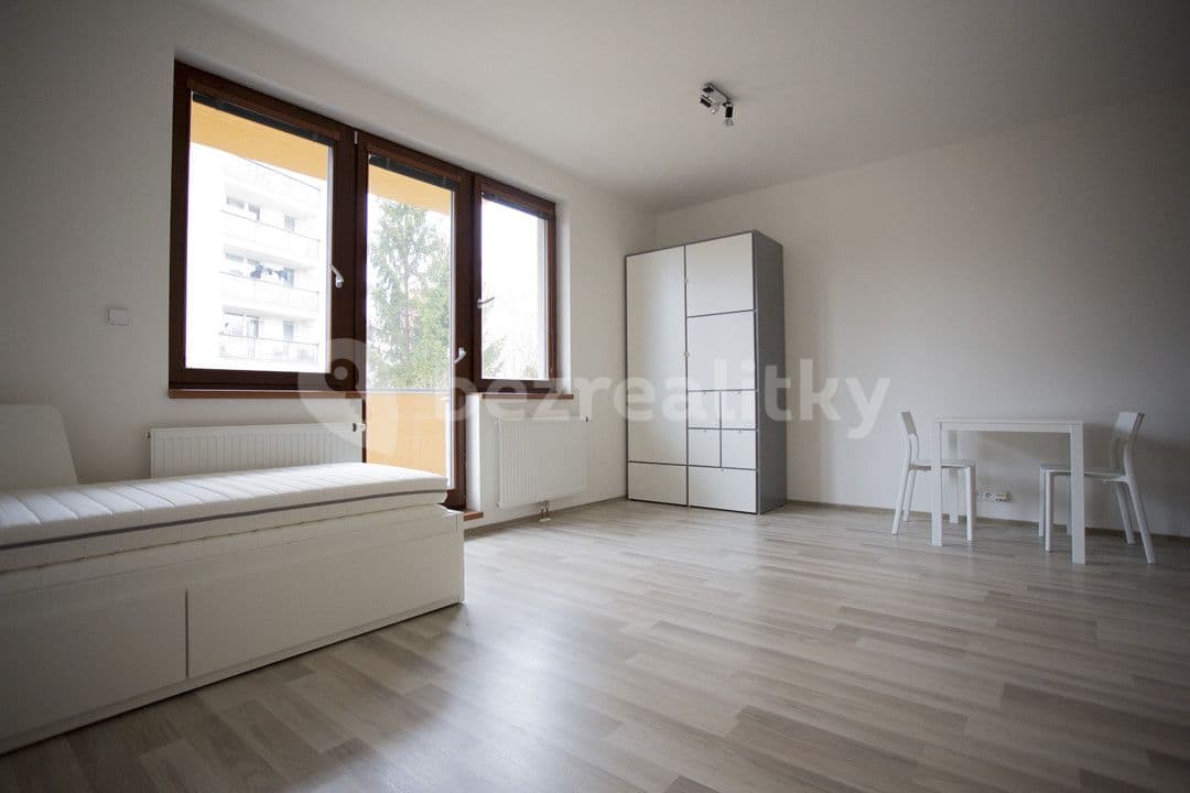 Pronájem bytu 1+kk 35 m², Štúrova, Praha, Praha Pronájem bytu 1+kk 35 m², Štúrova, Praha, Praha