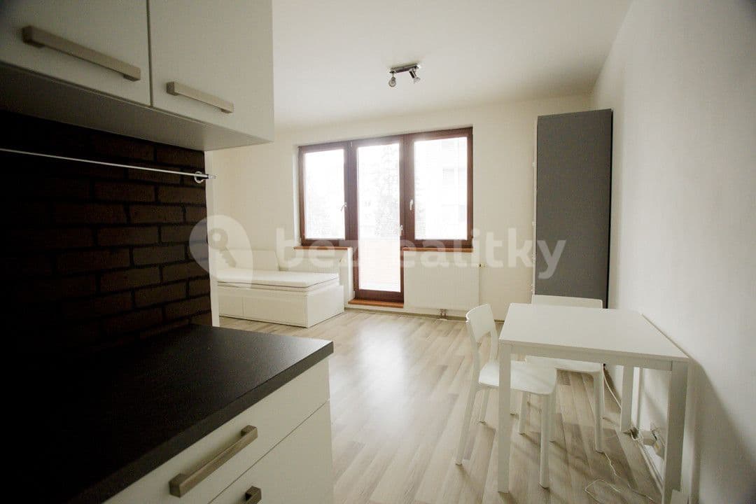 Pronájem bytu 1+kk 35 m², Štúrova, Praha, Praha Pronájem bytu 1+kk 35 m², Štúrova, Praha, Praha