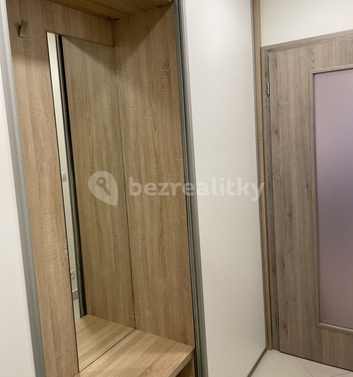 Pronájem bytu 1+kk 28 m², Petrohradská, Praha, Praha Pronájem bytu 1+kk 28 m², Petrohradská, Praha, Praha