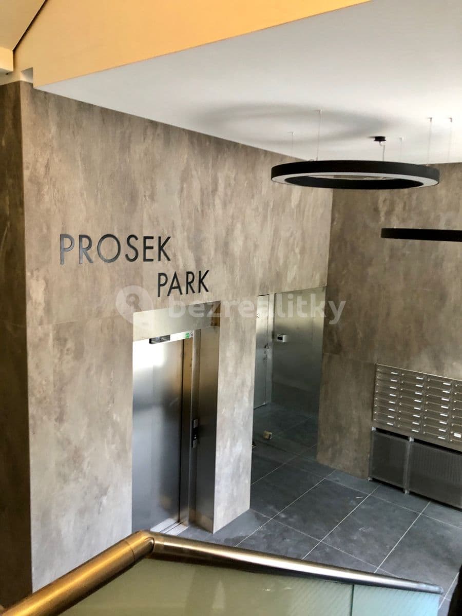 Pronájem bytu 1+kk 37 m², Makedonská, Praha, Praha Pronájem bytu 1+kk 37 m², Makedonská, Praha, Praha