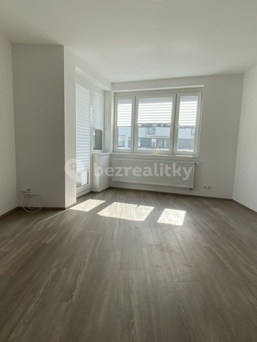 Pronájem bytu 1+kk 37 m², Makedonská, Praha, Praha Pronájem bytu 1+kk 37 m², Makedonská, Praha, Praha