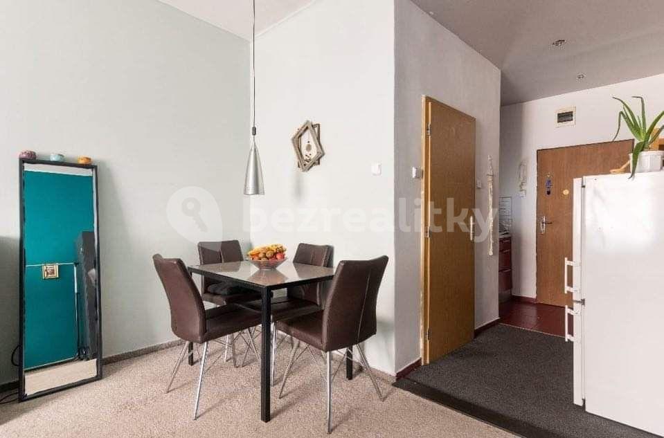 Pronájem bytu 1+kk 30 m², Rybná, Praha, Praha