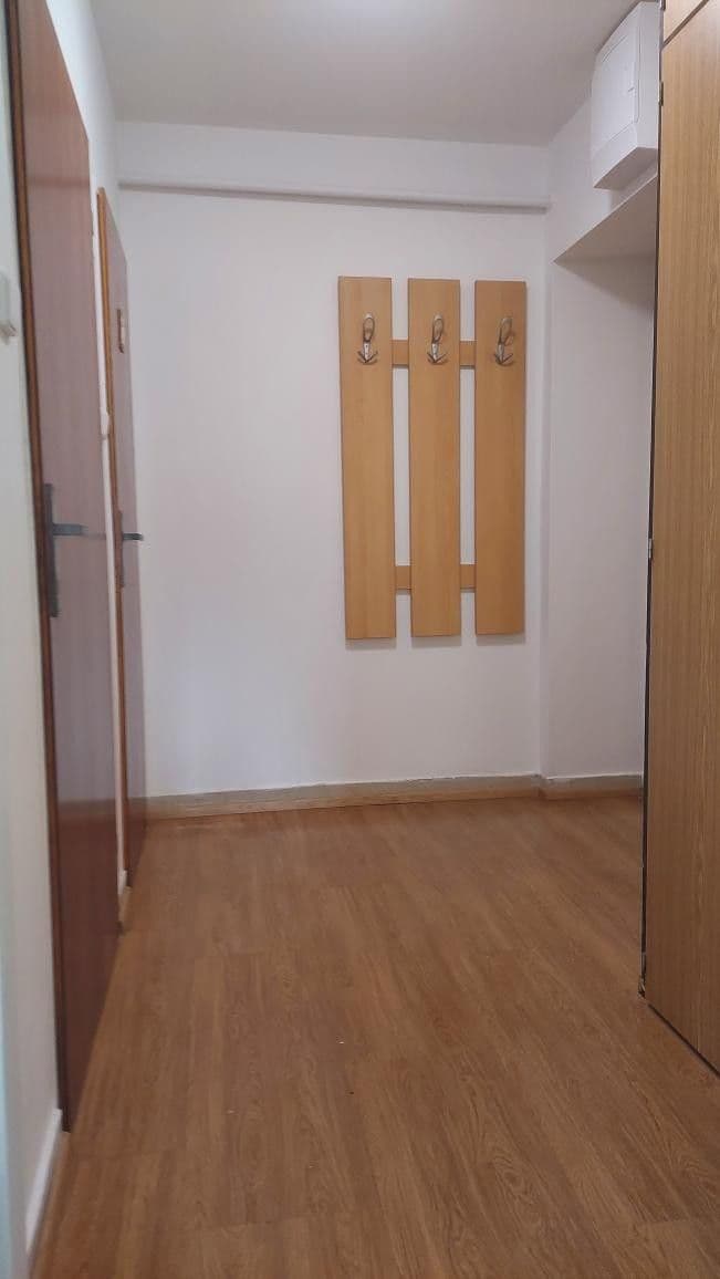 Pronájem bytu 1+kk 30 m², Víta Nejedlého, Chrudim, Pardubický kraj Pronájem bytu 1+kk 30 m², Víta Nejedlého, Chrudim, Pardubický kraj