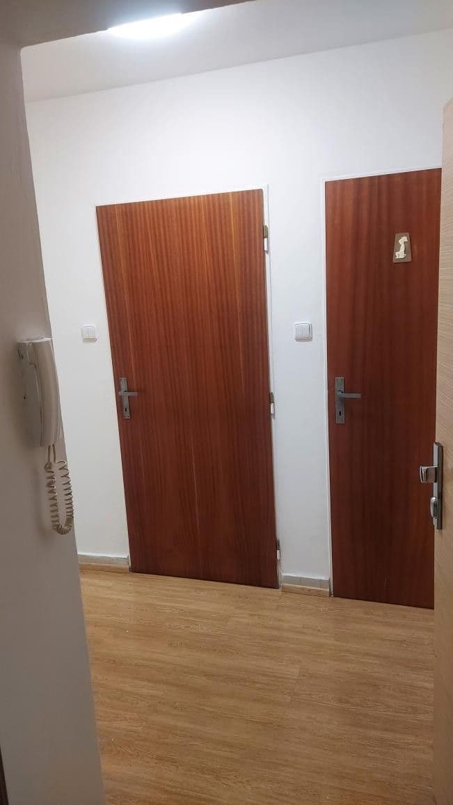 Pronájem bytu 1+kk 30 m², Víta Nejedlého, Chrudim, Pardubický kraj Pronájem bytu 1+kk 30 m², Víta Nejedlého, Chrudim, Pardubický kraj