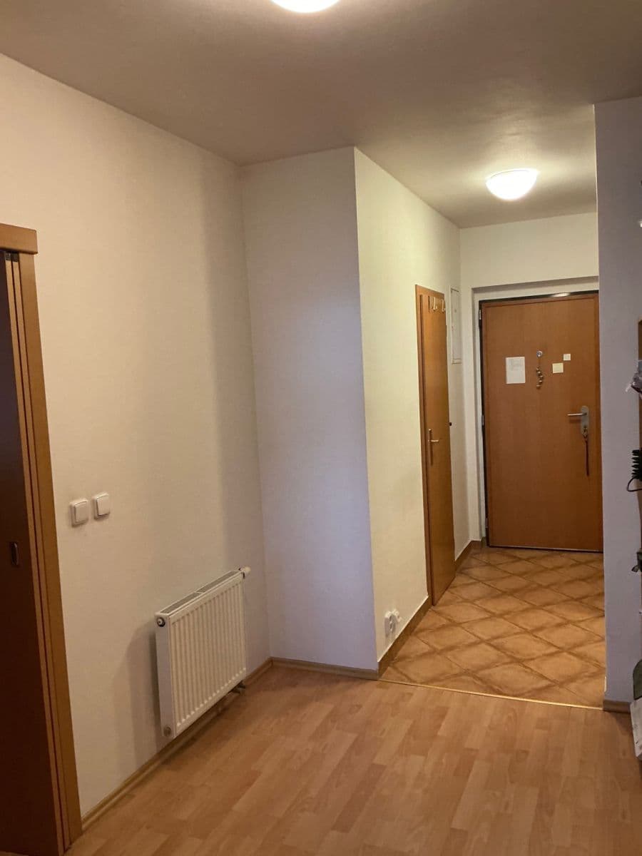 Pronájem bytu 2+kk 62 m², Nad Okrouhlíkem, Praha, Praha Pronájem bytu 2+kk 62 m², Nad Okrouhlíkem, Praha, Praha