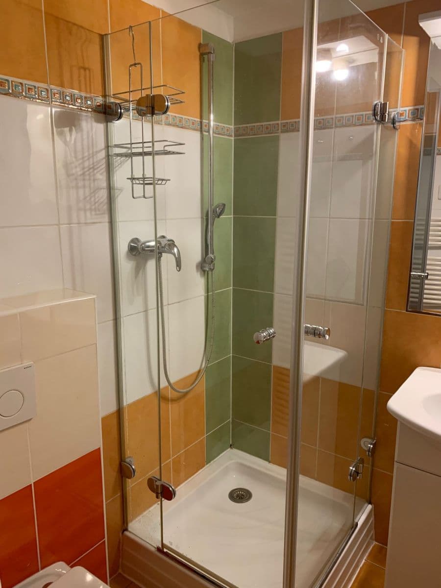 Pronájem bytu 2+kk 62 m², Nad Okrouhlíkem, Praha, Praha Pronájem bytu 2+kk 62 m², Nad Okrouhlíkem, Praha, Praha