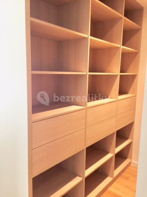 Prodej bytu 2+kk 83 m², Nad Ostrovem, Praha, Praha Prodej bytu 2+kk 83 m², Nad Ostrovem, Praha, Praha