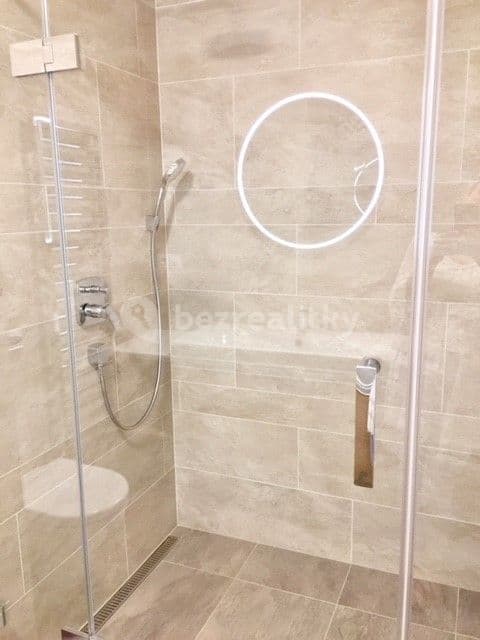 Prodej bytu 2+kk 83 m², Nad Ostrovem, Praha, Praha Prodej bytu 2+kk 83 m², Nad Ostrovem, Praha, Praha