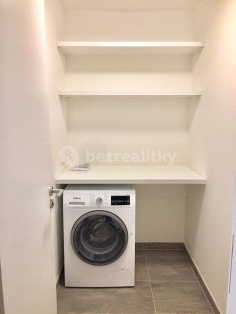 Prodej bytu 2+kk 83 m², Nad Ostrovem, Praha, Praha Prodej bytu 2+kk 83 m², Nad Ostrovem, Praha, Praha