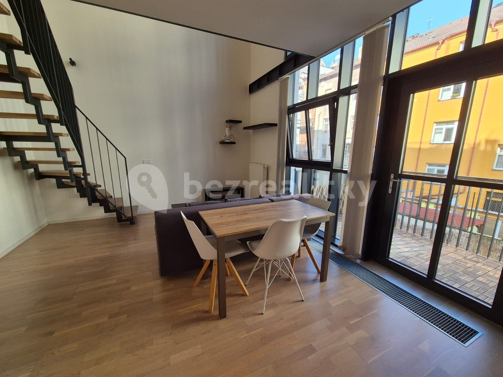 Pronájem bytu 2+kk 60 m², Pod Kavalírkou, Praha, Praha Pronájem bytu 2+kk 60 m², Pod Kavalírkou, Praha, Praha