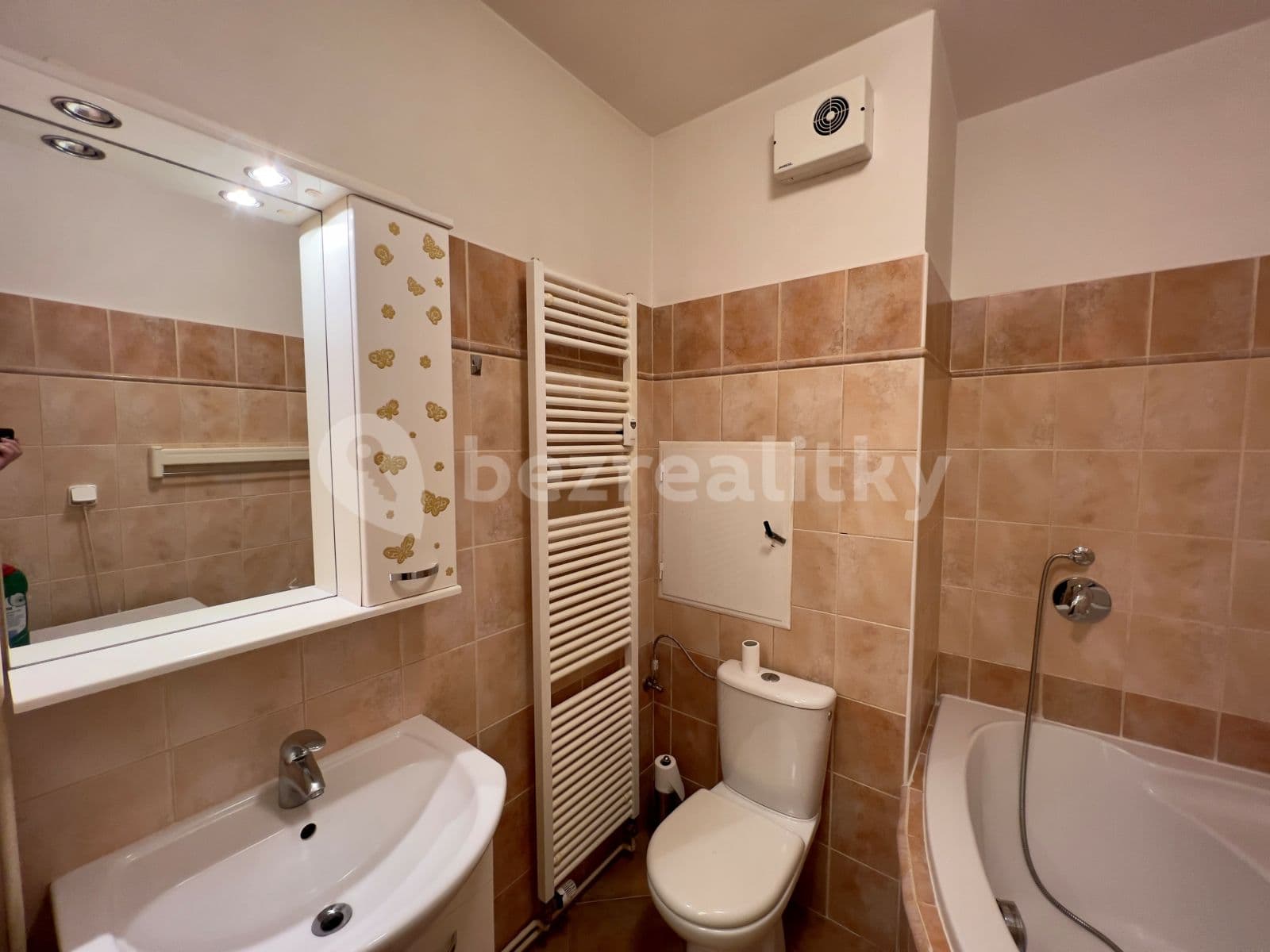 Pronájem bytu 1+kk 37 m², Stará náves, Praha, Praha Pronájem bytu 1+kk 37 m², Stará náves, Praha, Praha