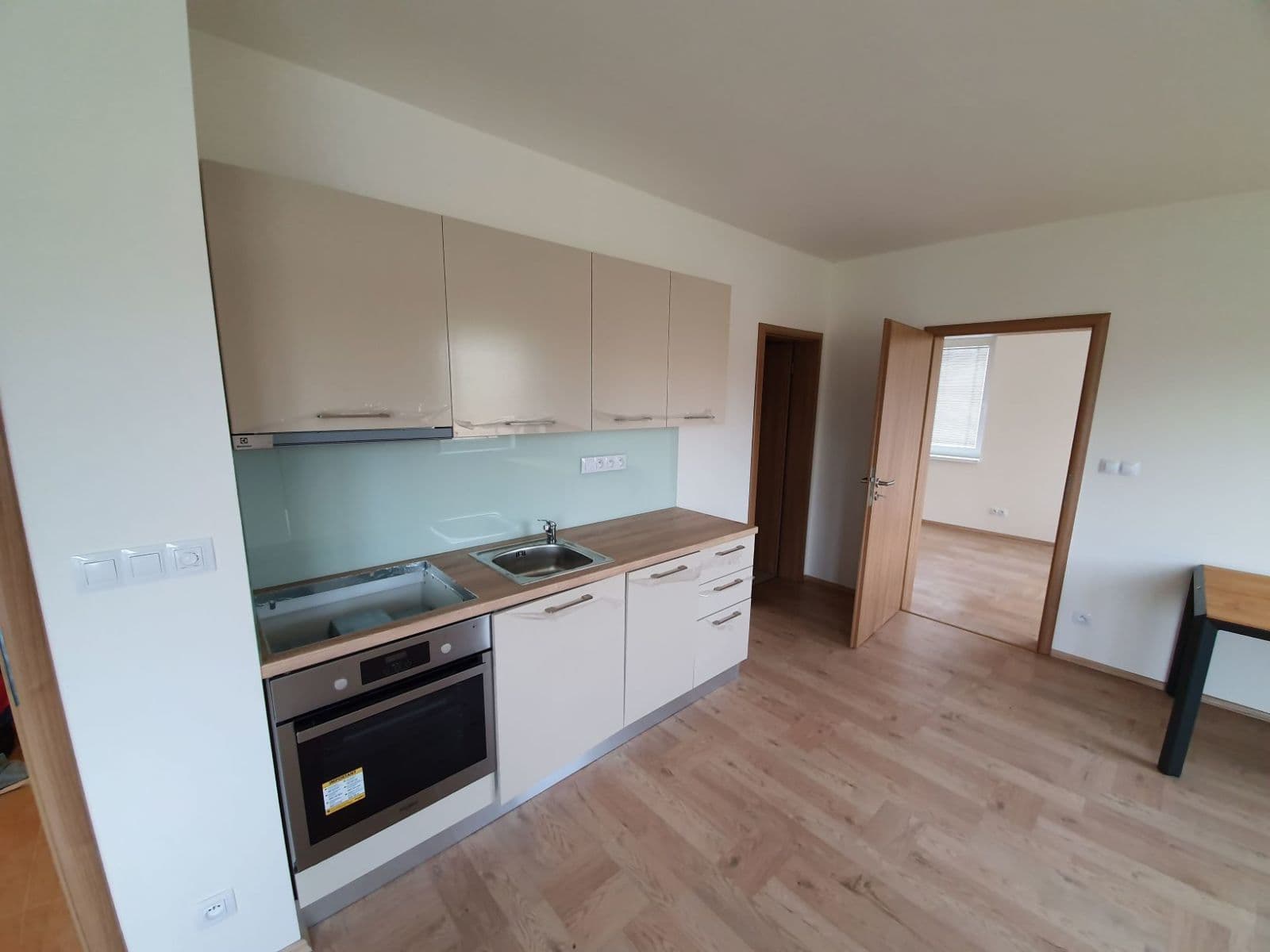 Pronájem bytu 2+kk 47 m², Křemelná, Říčany, Středočeský kraj Pronájem bytu 2+kk 47 m², Křemelná, Říčany, Středočeský kraj