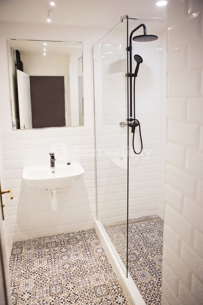 Pronájem bytu 2+1 72 m², Vinohradská, Praha, Praha Pronájem bytu 2+1 72 m², Vinohradská, Praha, Praha