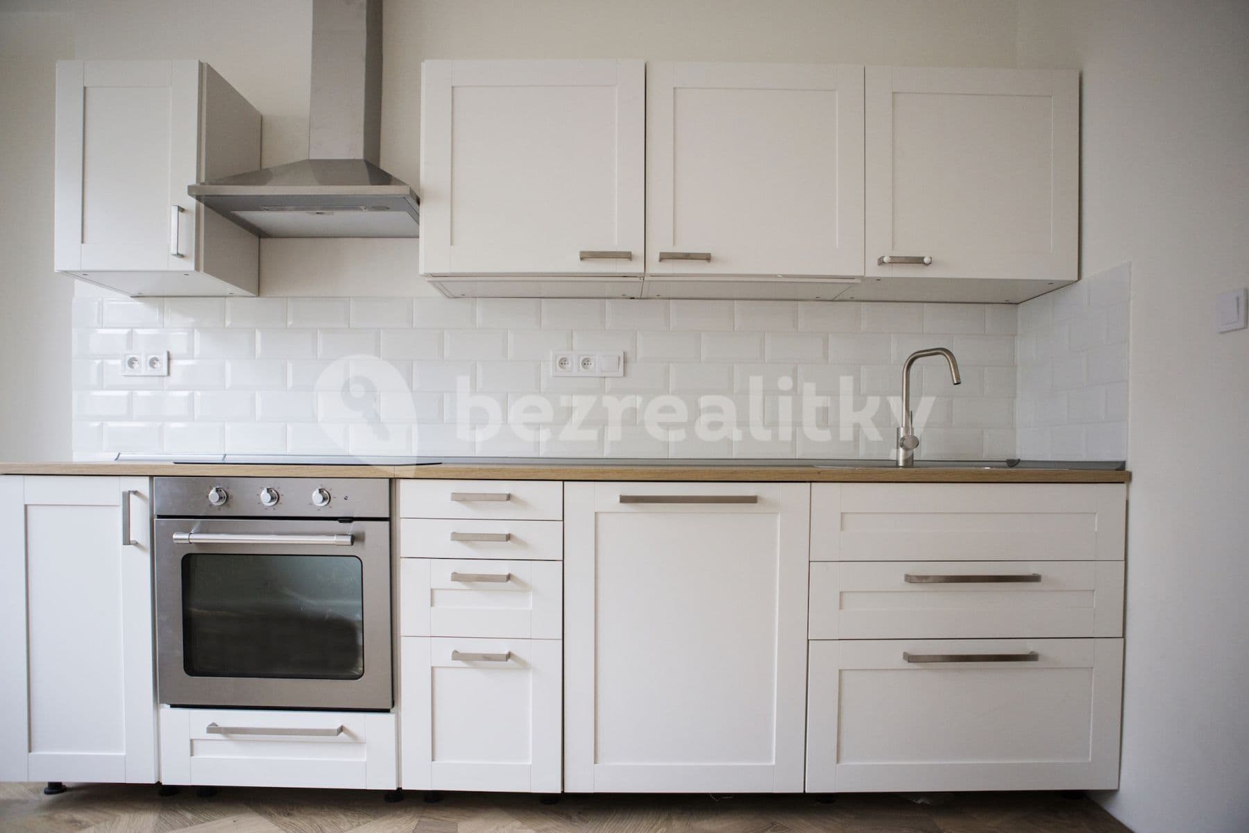 Pronájem bytu 2+1 72 m², Vinohradská, Praha, Praha Pronájem bytu 2+1 72 m², Vinohradská, Praha, Praha