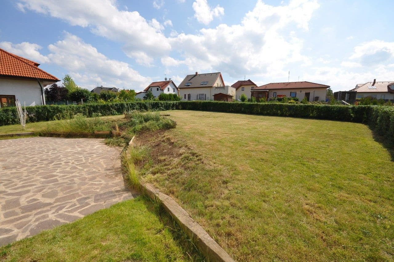 Pronájem domu 200 m², pozemek 730 m², Seifertova, Velké Přílepy, Středočeský kraj Pronájem domu 200 m², pozemek 730 m², Seifertova, Velké Přílepy, Středočeský kraj