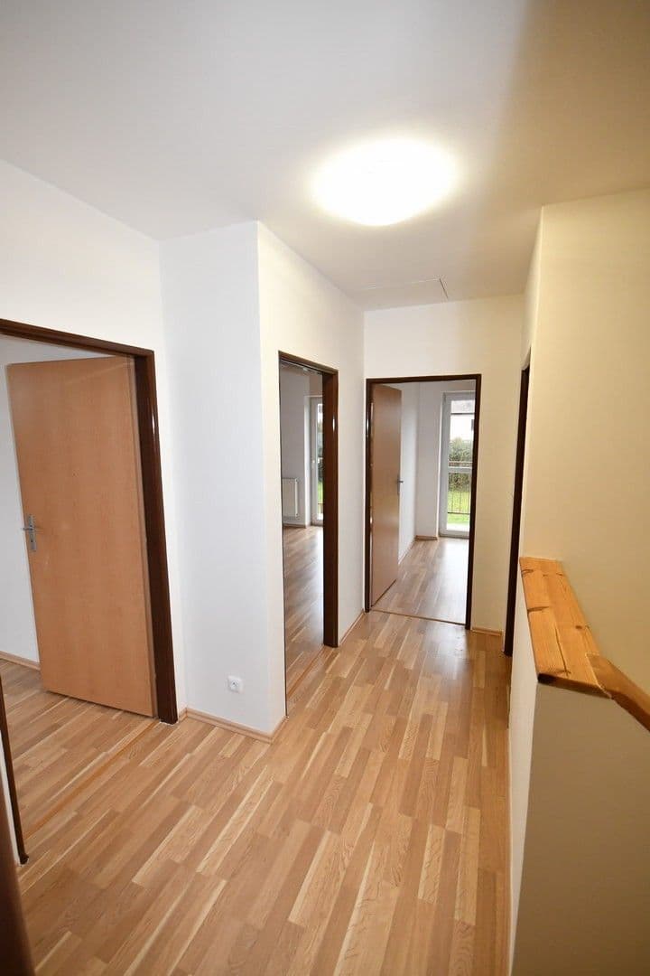 Pronájem domu 200 m², pozemek 730 m², Seifertova, Velké Přílepy, Středočeský kraj Pronájem domu 200 m², pozemek 730 m², Seifertova, Velké Přílepy, Středočeský kraj