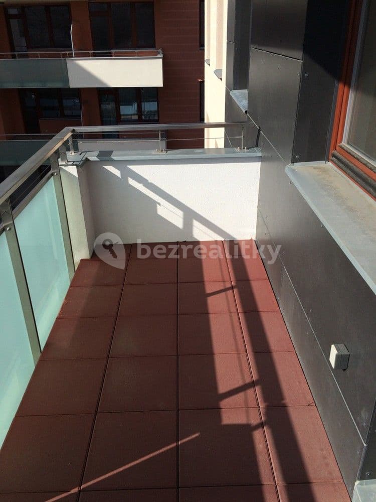 Pronájem bytu 2+kk 40 m², Pod dvorem, Praha, Praha Pronájem bytu 2+kk 40 m², Pod dvorem, Praha, Praha
