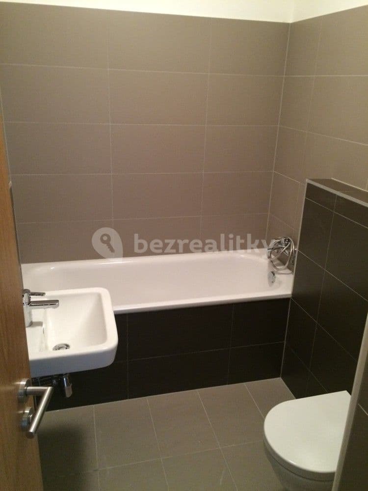 Pronájem bytu 2+kk 40 m², Pod dvorem, Praha, Praha Pronájem bytu 2+kk 40 m², Pod dvorem, Praha, Praha