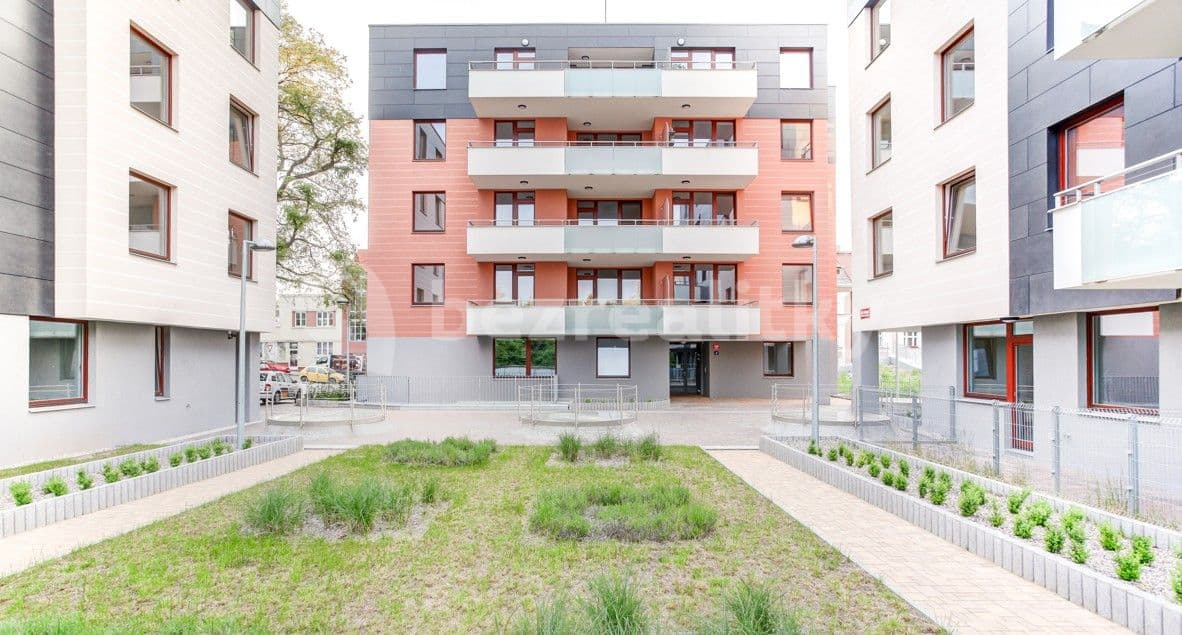 Pronájem bytu 2+kk 40 m², Pod dvorem, Praha, Praha Pronájem bytu 2+kk 40 m², Pod dvorem, Praha, Praha