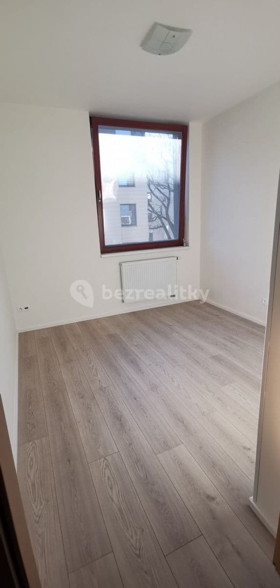 Pronájem bytu 2+kk 40 m², Pod dvorem, Praha, Praha Pronájem bytu 2+kk 40 m², Pod dvorem, Praha, Praha
