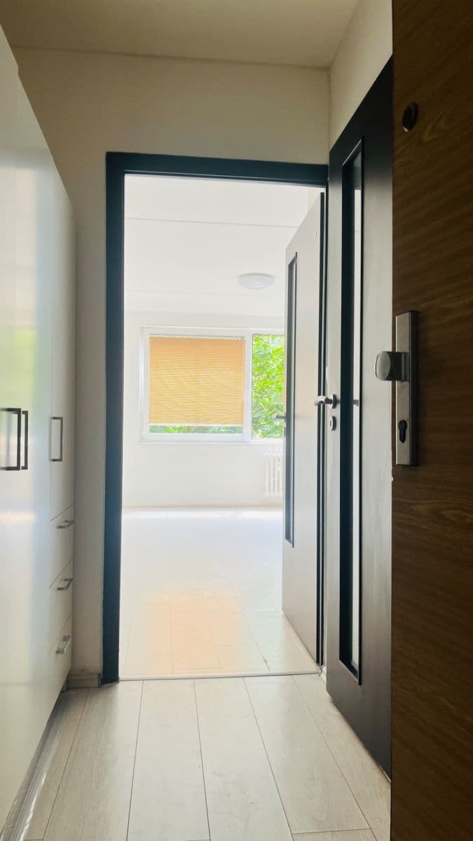 Pronájem bytu Garsoniéra 31 m², Werichova, Praha, Praha Pronájem bytu Garsoniéra 31 m², Werichova, Praha, Praha