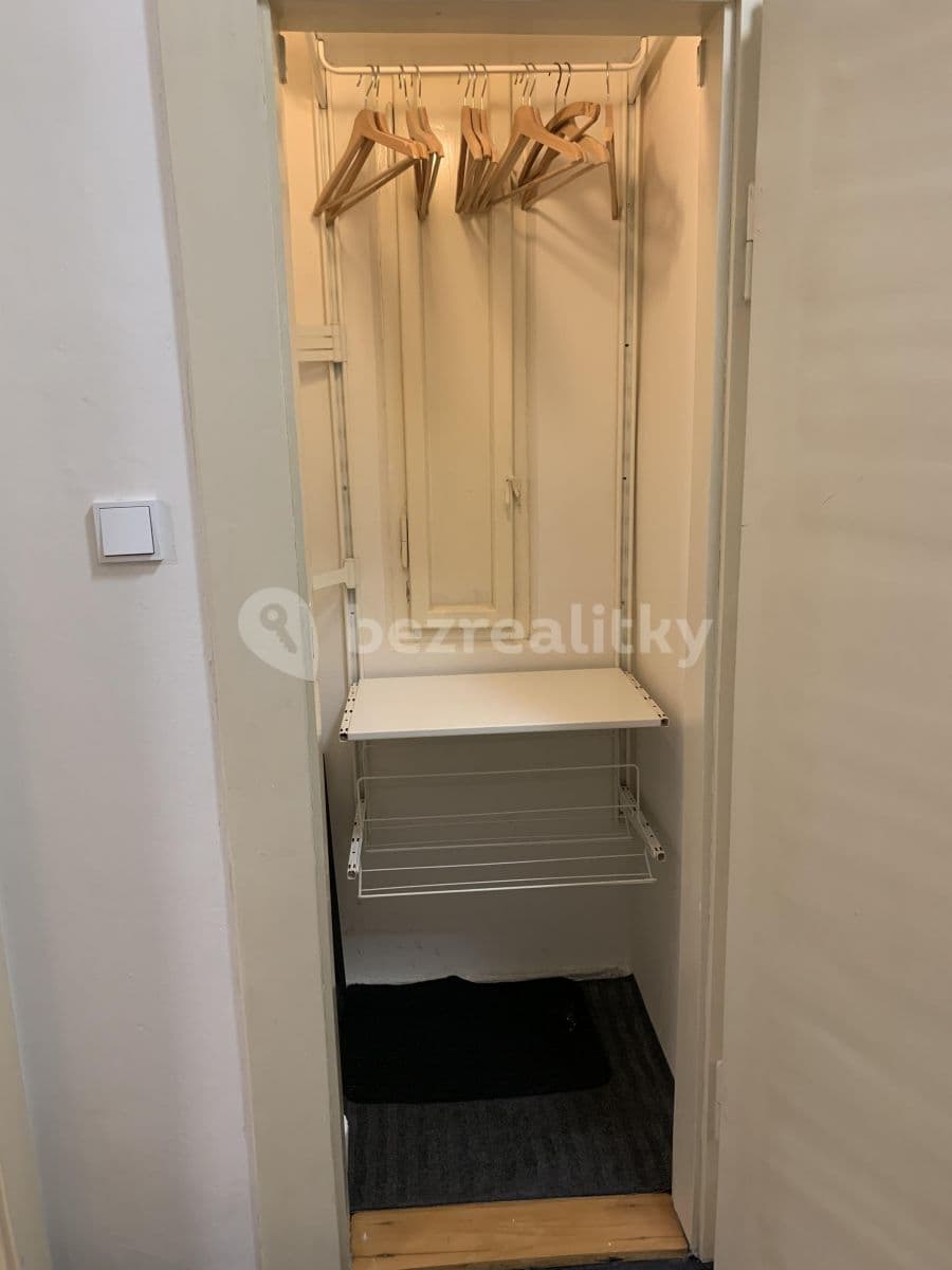 Pronájem bytu 1+1 46 m², Na Nivách, Praha, Praha Pronájem bytu 1+1 46 m², Na Nivách, Praha, Praha