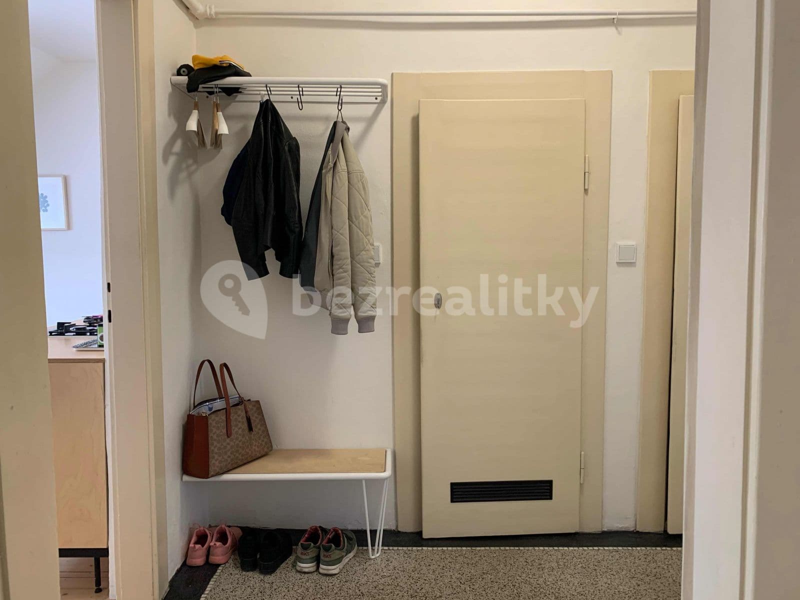 Pronájem bytu 1+1 46 m², Na Nivách, Praha, Praha Pronájem bytu 1+1 46 m², Na Nivách, Praha, Praha