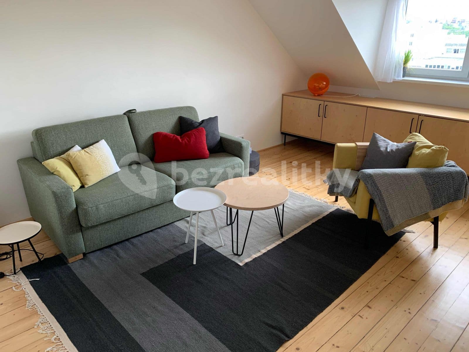 Pronájem bytu 1+1 46 m², Na Nivách, Praha, Praha Pronájem bytu 1+1 46 m², Na Nivách, Praha, Praha