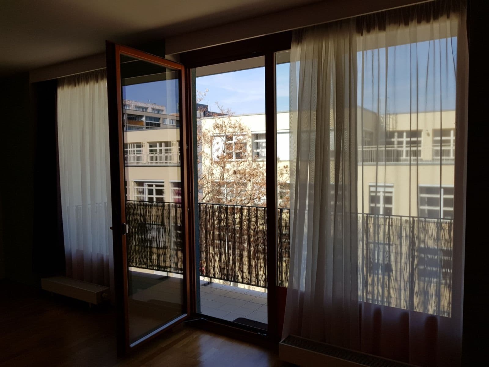 Pronájem bytu 1+kk 47 m², Jeseniova, Praha, Praha Pronájem bytu 1+kk 47 m², Jeseniova, Praha, Praha