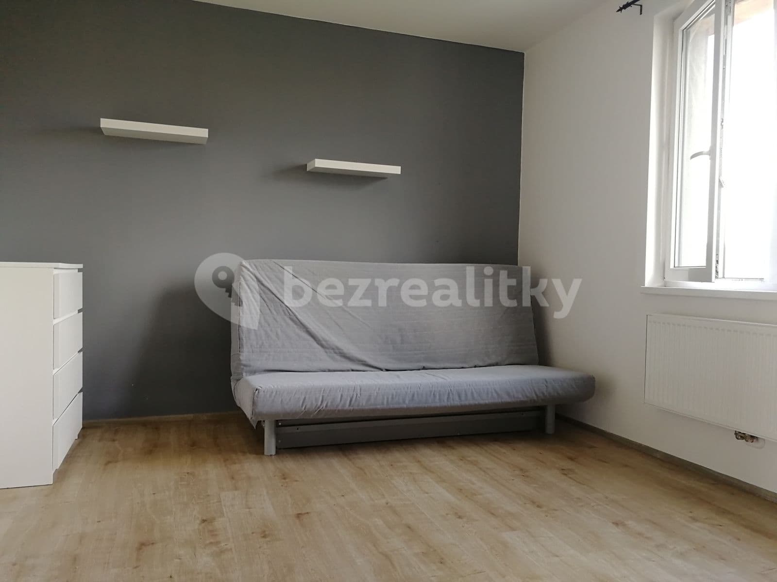 Pronájem bytu 1+kk 24 m², Freyova, Praha, Praha Pronájem bytu 1+kk 24 m², Freyova, Praha, Praha