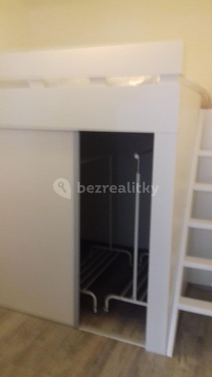 Pronájem bytu 2+kk 45 m², Krymská, Praha, Praha Pronájem bytu 2+kk 45 m², Krymská, Praha, Praha