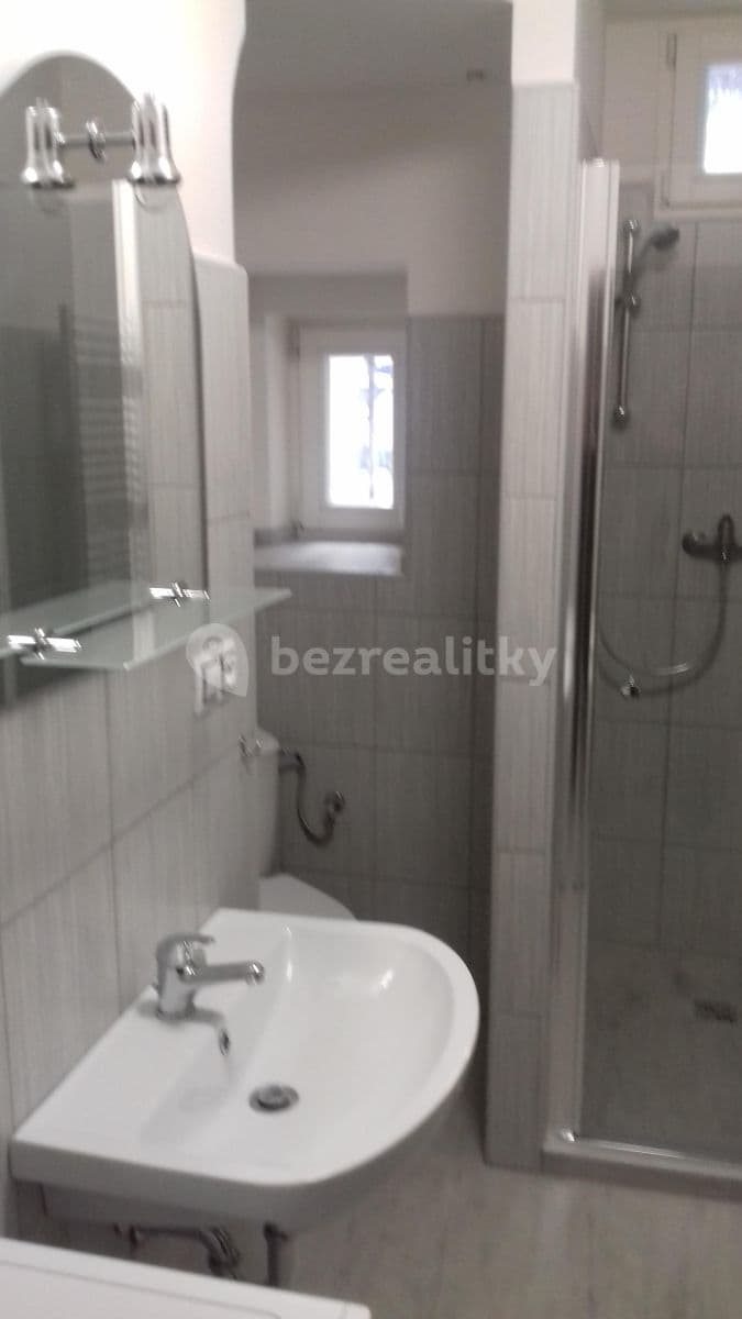 Pronájem bytu 2+kk 45 m², Krymská, Praha, Praha Pronájem bytu 2+kk 45 m², Krymská, Praha, Praha