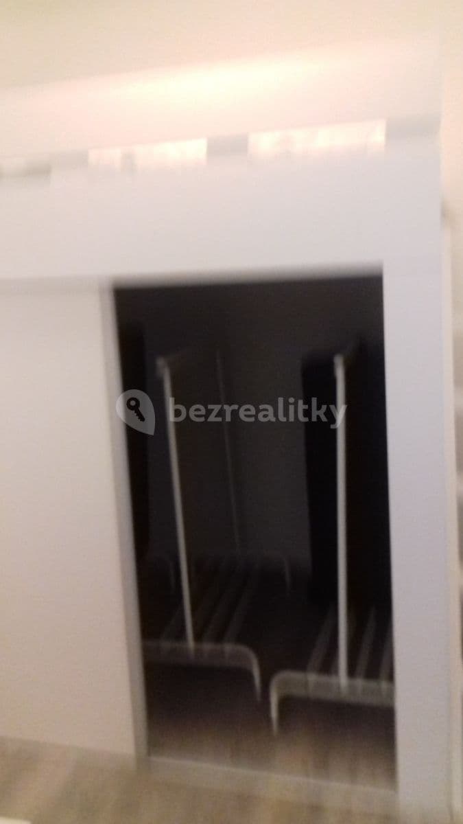 Pronájem bytu 2+kk 45 m², Krymská, Praha, Praha Pronájem bytu 2+kk 45 m², Krymská, Praha, Praha