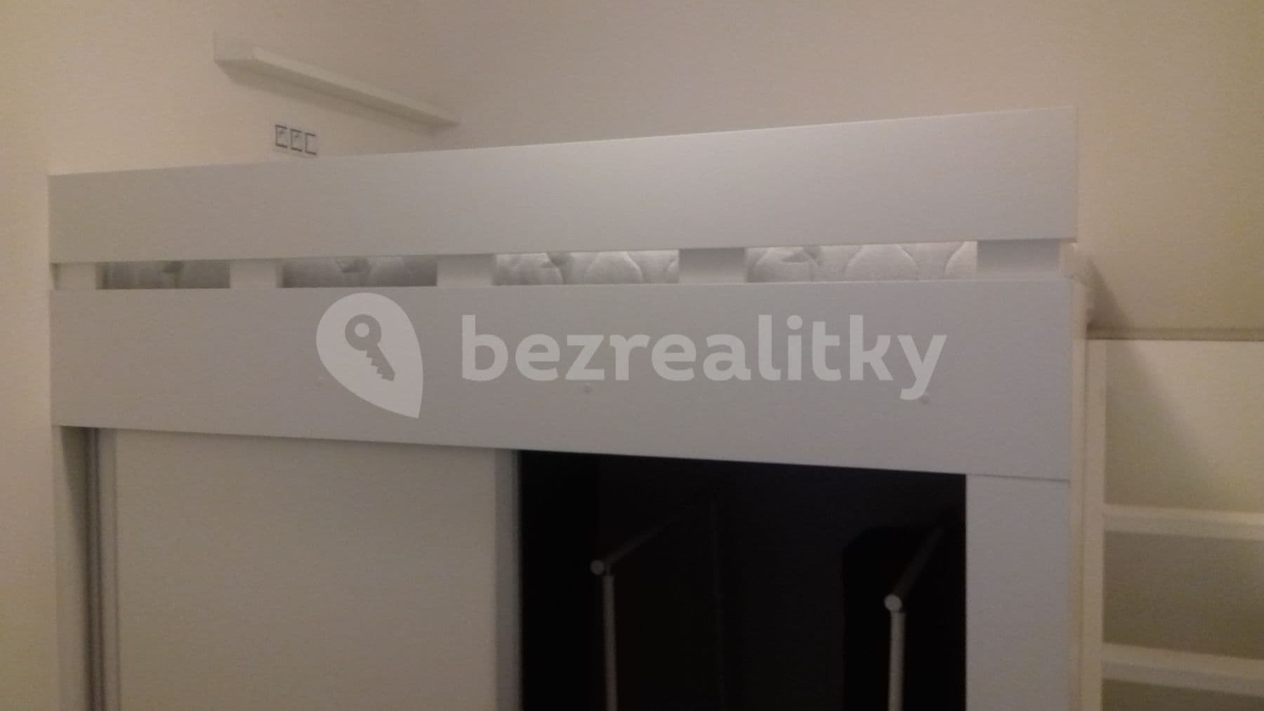 Pronájem bytu 2+kk 45 m², Krymská, Praha, Praha Pronájem bytu 2+kk 45 m², Krymská, Praha, Praha