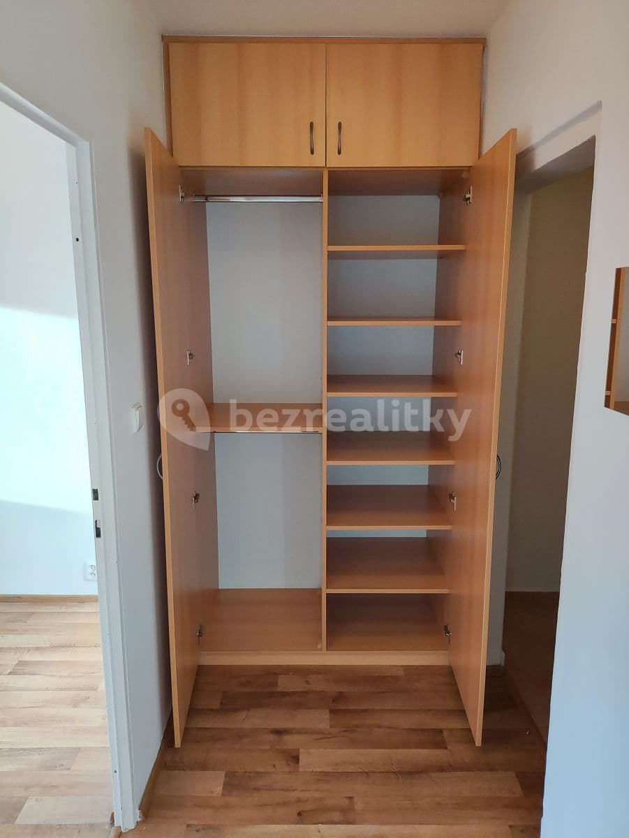 Pronájem bytu 2+kk 45 m², Ohradní, Praha, Praha Pronájem bytu 2+kk 45 m², Ohradní, Praha, Praha
