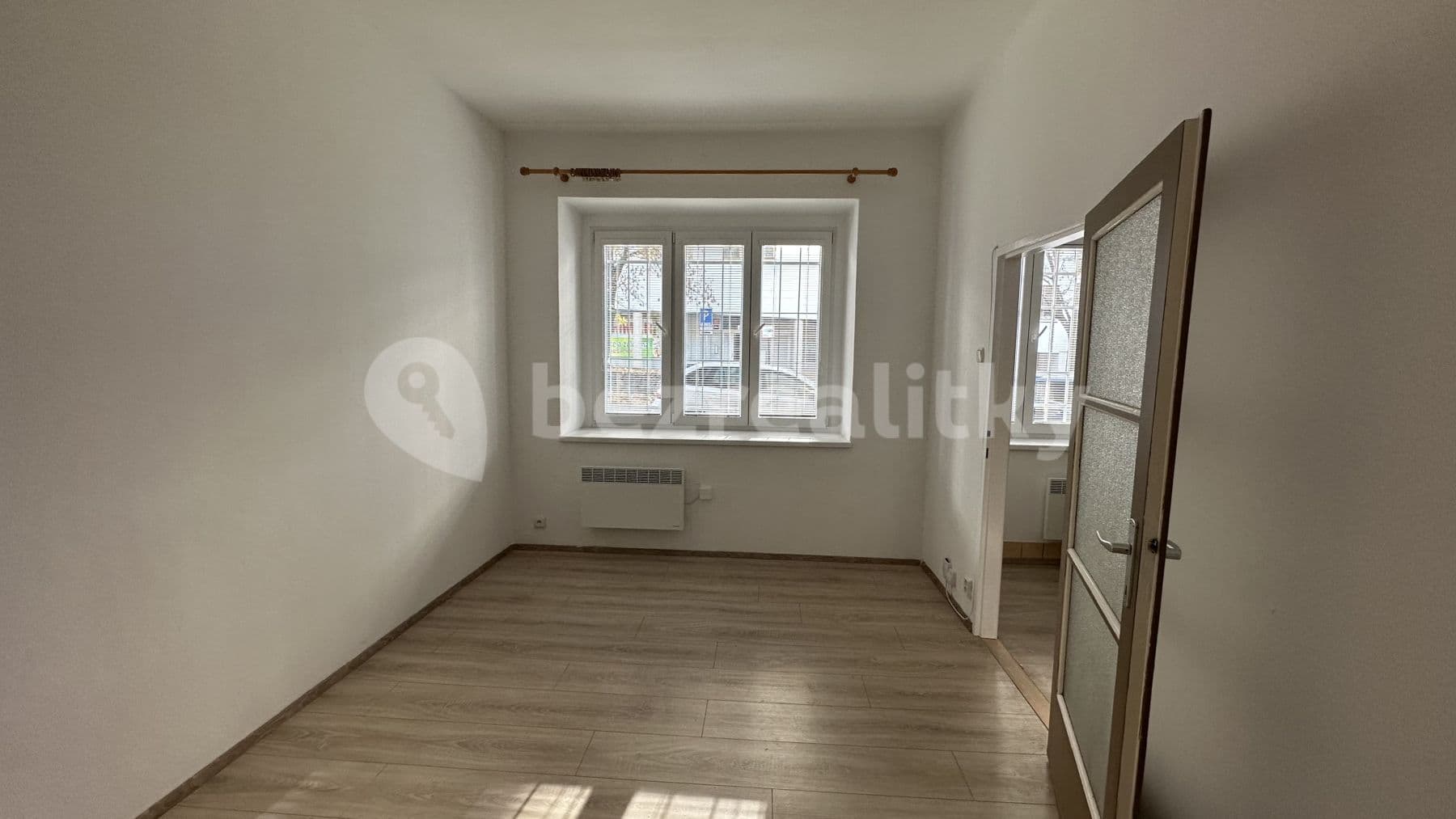 Pronájem bytu Garsoniéra 28 m², Ostrovského, Praha, Praha Pronájem bytu Garsoniéra 28 m², Ostrovského, Praha, Praha