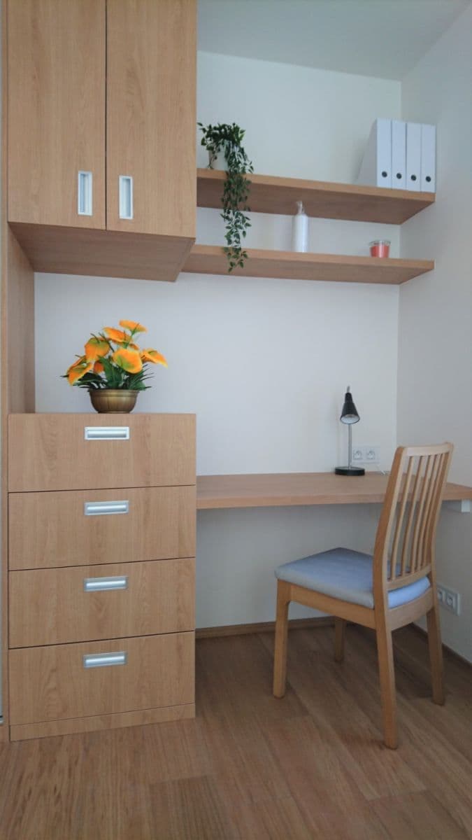 Pronájem bytu 2+1 20 m², Walterovo náměstí, Praha, Praha Pronájem bytu 2+1 20 m², Walterovo náměstí, Praha, Praha