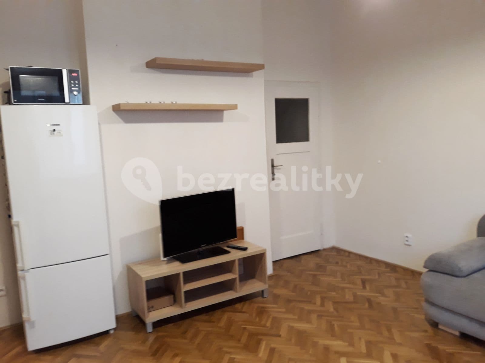 Pronájem bytu 2+kk 39 m², Nad Kajetánkou, Praha, Praha Pronájem bytu 2+kk 39 m², Nad Kajetánkou, Praha, Praha