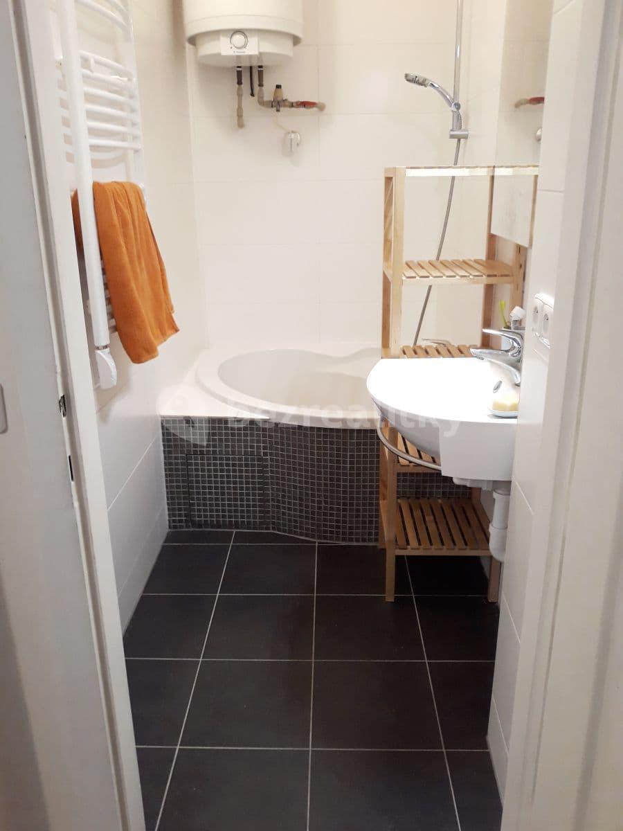 Pronájem bytu 2+kk 39 m², Nad Kajetánkou, Praha, Praha Pronájem bytu 2+kk 39 m², Nad Kajetánkou, Praha, Praha